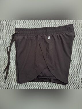 BuffBunny Collection Women’s Brown 2 in 1 Athletic Shorts Size M Running Gym